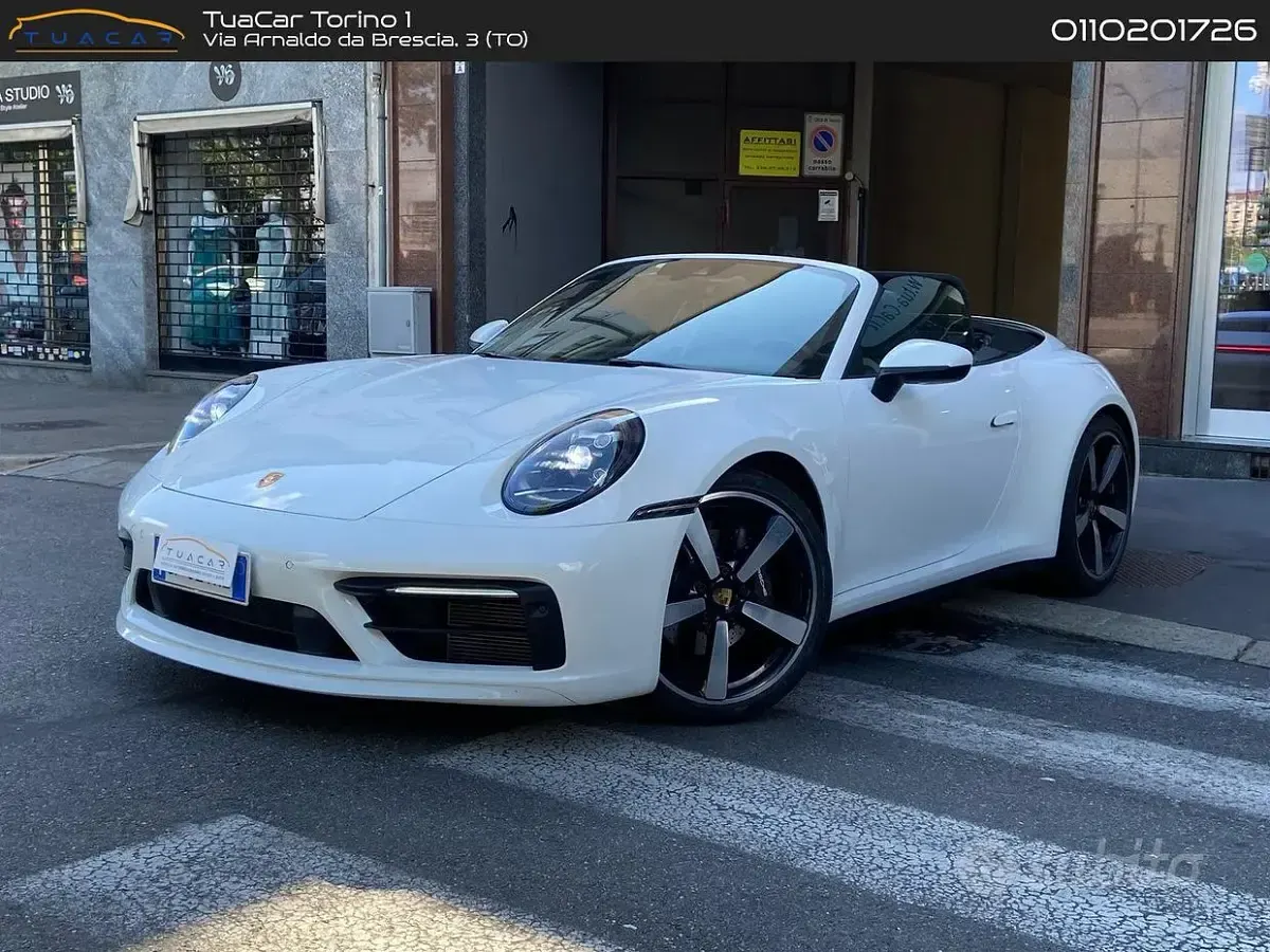 Usata Porsche 992 380 CV (279 kW) 2021 Cabrio