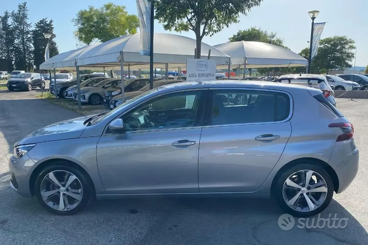 Usata Peugeot 308 Allure 130 CV (95 kW) 2019 Grigio Berlina