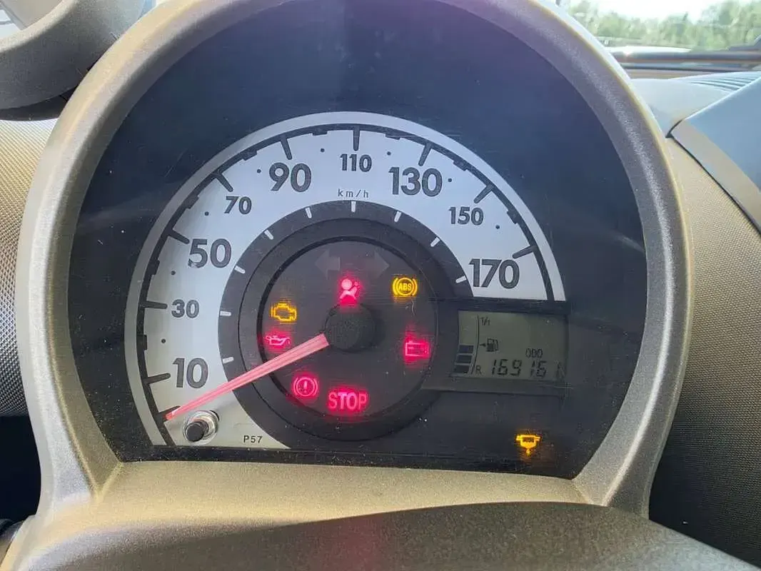 Usata Peugeot 107 54 CV (39 kW) 2008 Utilitaria