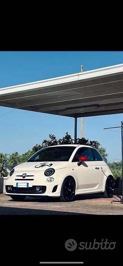 Usata Abarth 500 135 CV (99 kW) 2009 Bianco Utilitaria