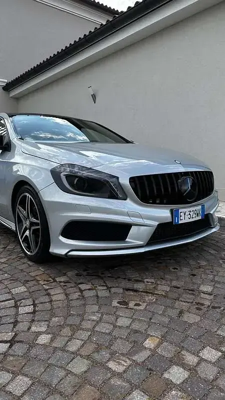 Usata Mercedes A200 Edition 136 CV (100 kW) 2015 Utilitaria
