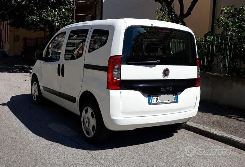 Usata Fiat Qubo Trekking 75 CV (55 kW) 2018 Bianco Monovolume
