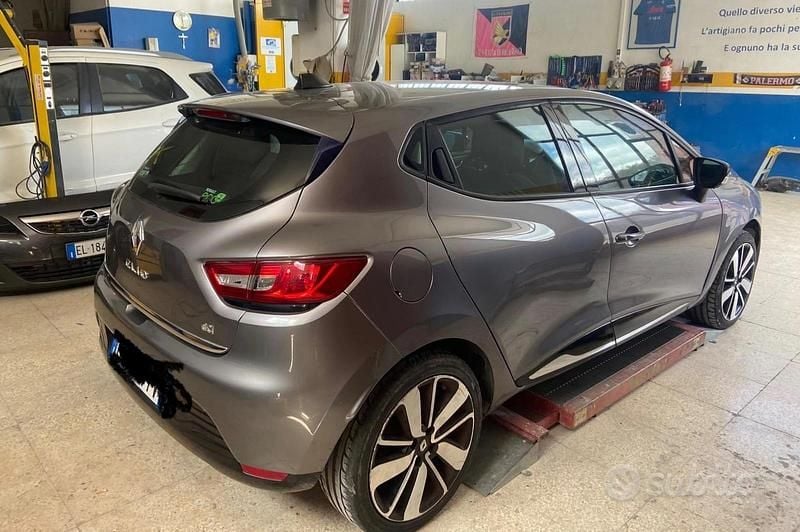 Usata Renault Clio IV 75 CV (55 kW) 2016 Grigio Berlina