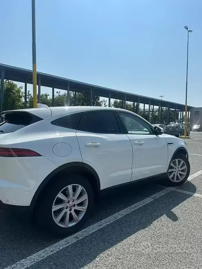 Usata Jaguar E-Pace 150 CV (110 kW) 2018 Bianco SUV