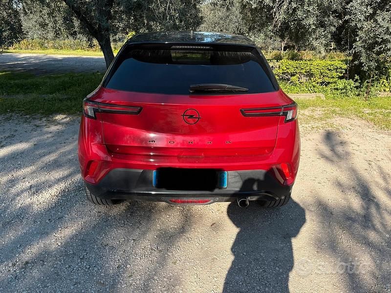 Usata Opel Mokka GS Line 101 CV (74 kW) 2022 Rosso SUV