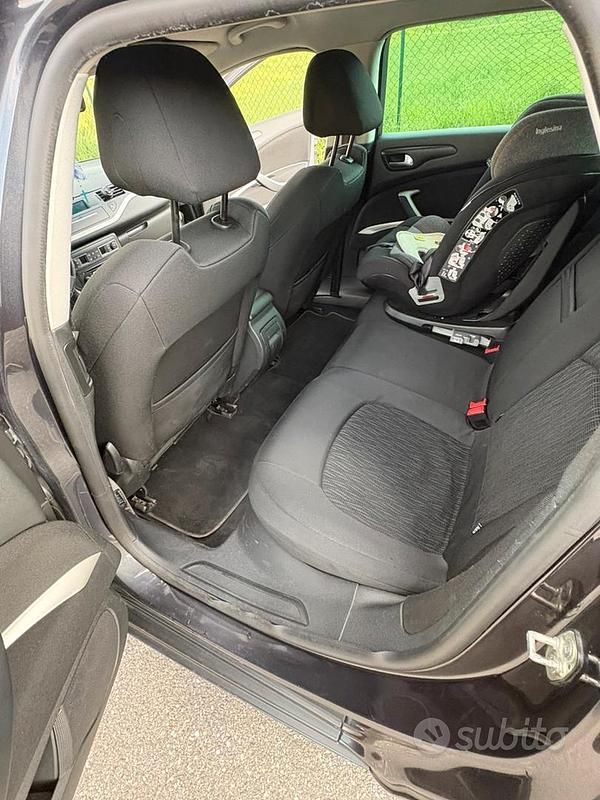 Usata Citroën C5 Business Class 140 CV (102 kW) 2013 Nero Station wagon