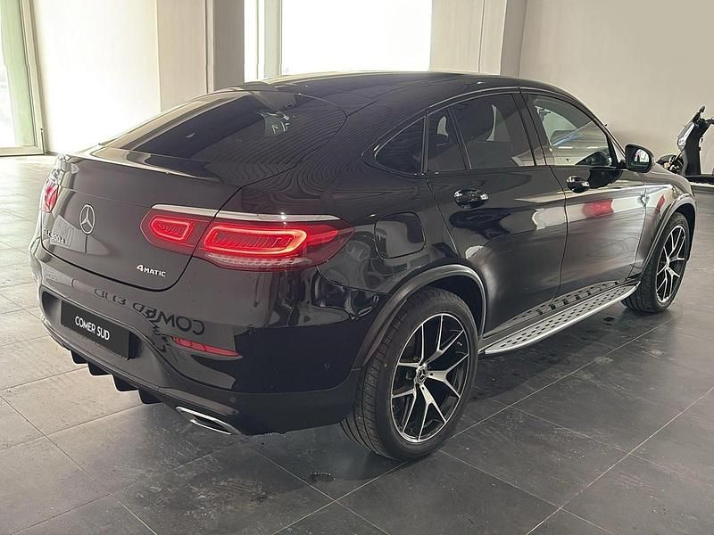 Usata Mercedes GLC300 Premium Plus 245 CV (180 kW) 2022 Nero Coupé