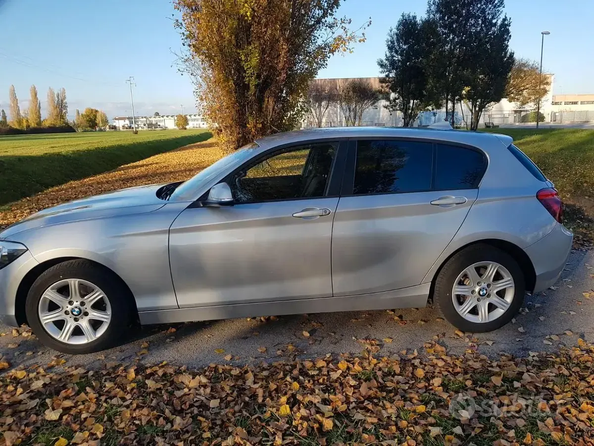 Occasion BMW 118 143 ch (105 kW) 2015 Gris Citadine