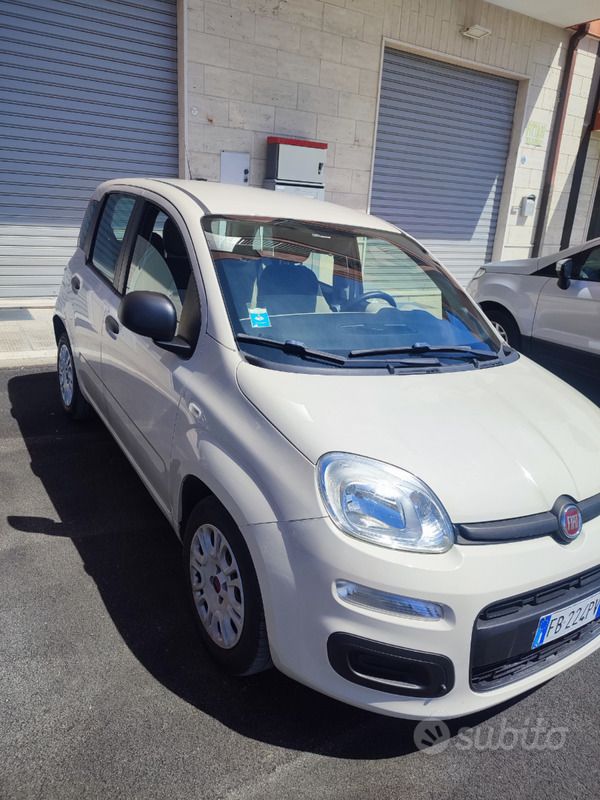 Usata Fiat Panda Easy 69 CV (50 kW) 2015 Beige Utilitaria