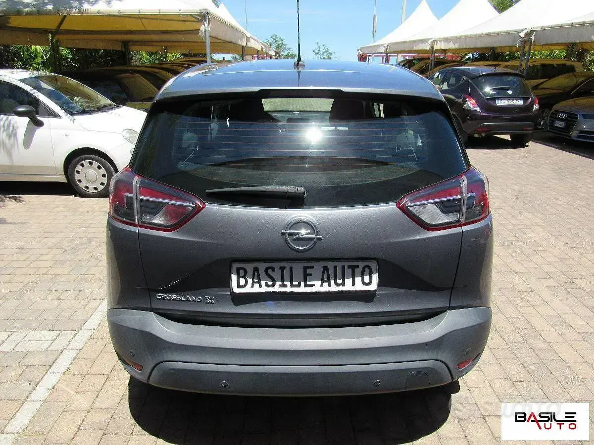 Usata Opel Crossland X Edition 83 CV (61 kW) 2019 Grigio chiaro SUV