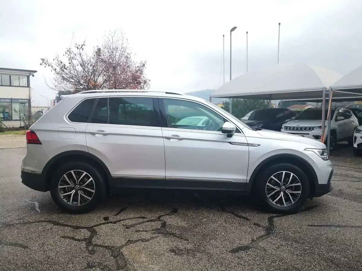Brugt VW Tiguan Life 150 HK (110 kW) 2022 Sølv SUV