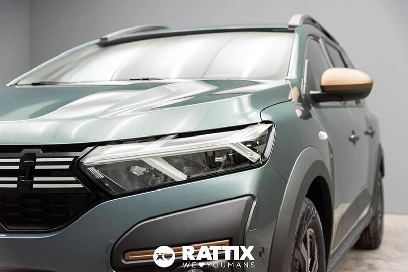 Nuova Dacia Jogger Extreme 101 CV (74 kW) 2025 Verde oxide Monovolume