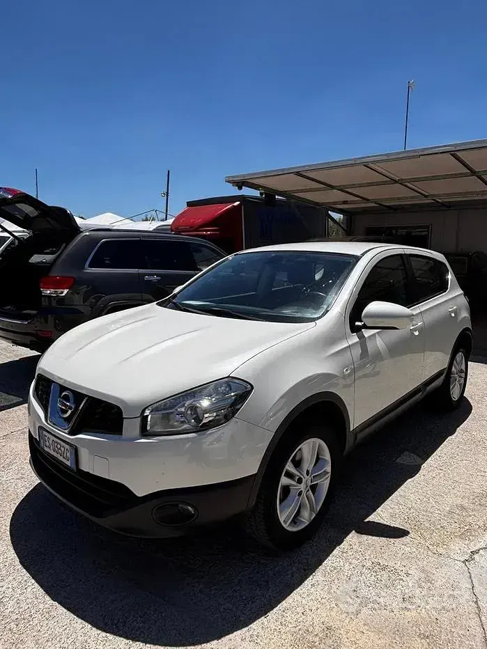 Usata Nissan Qashqai Acenta 116 CV (85 kW) 2013 Bianco SUV