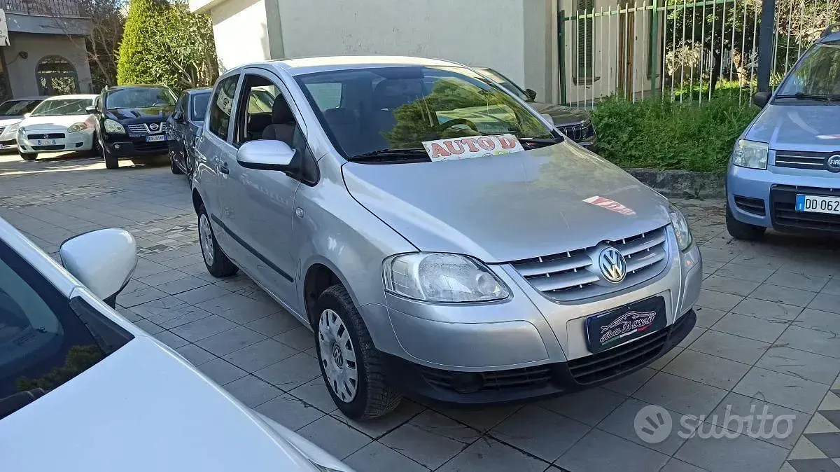 Usata VW Fox 70 CV (51 kW) 2006 Bianco Utilitaria
