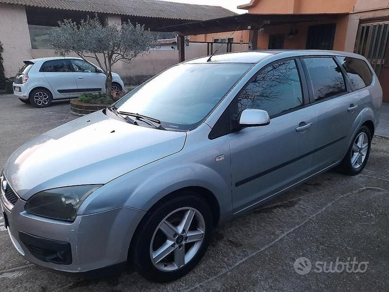 Usata Ford Focus 2005 Grigio Station wagon