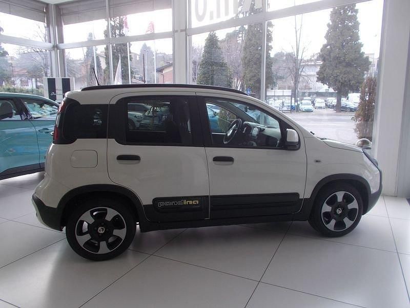 Nuova Fiat Panda Cross Cross 69 CV (50 kW) 2025 Bianco Utilitaria