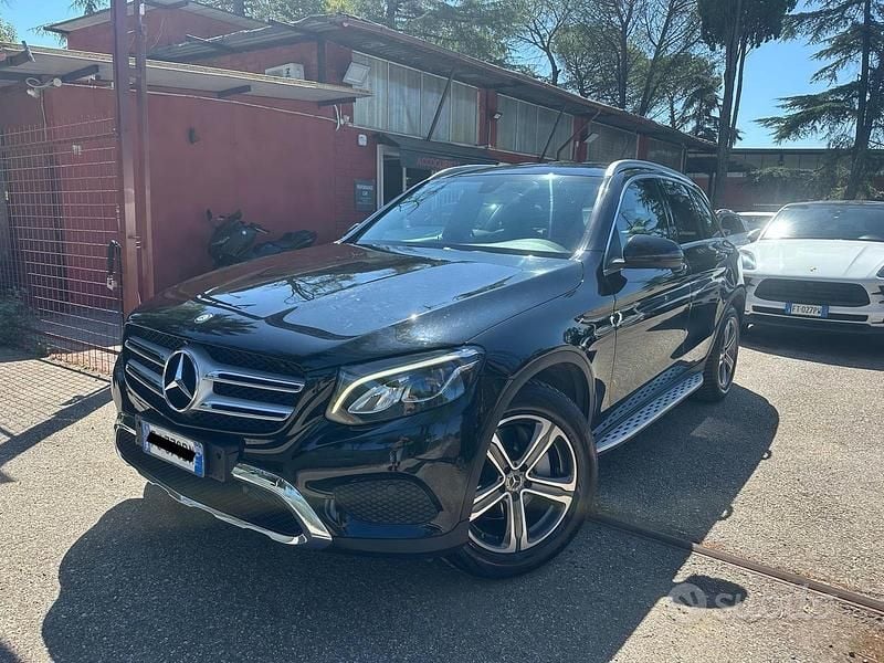 Usata Mercedes GLC250 204 CV (150 kW) 2017 Nero Station wagon