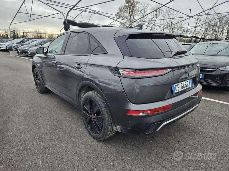 Usata DS Automobiles DS7 Crossback Performance 131 CV (96 kW) 2023 Grigio cristallo metallizzato SUV