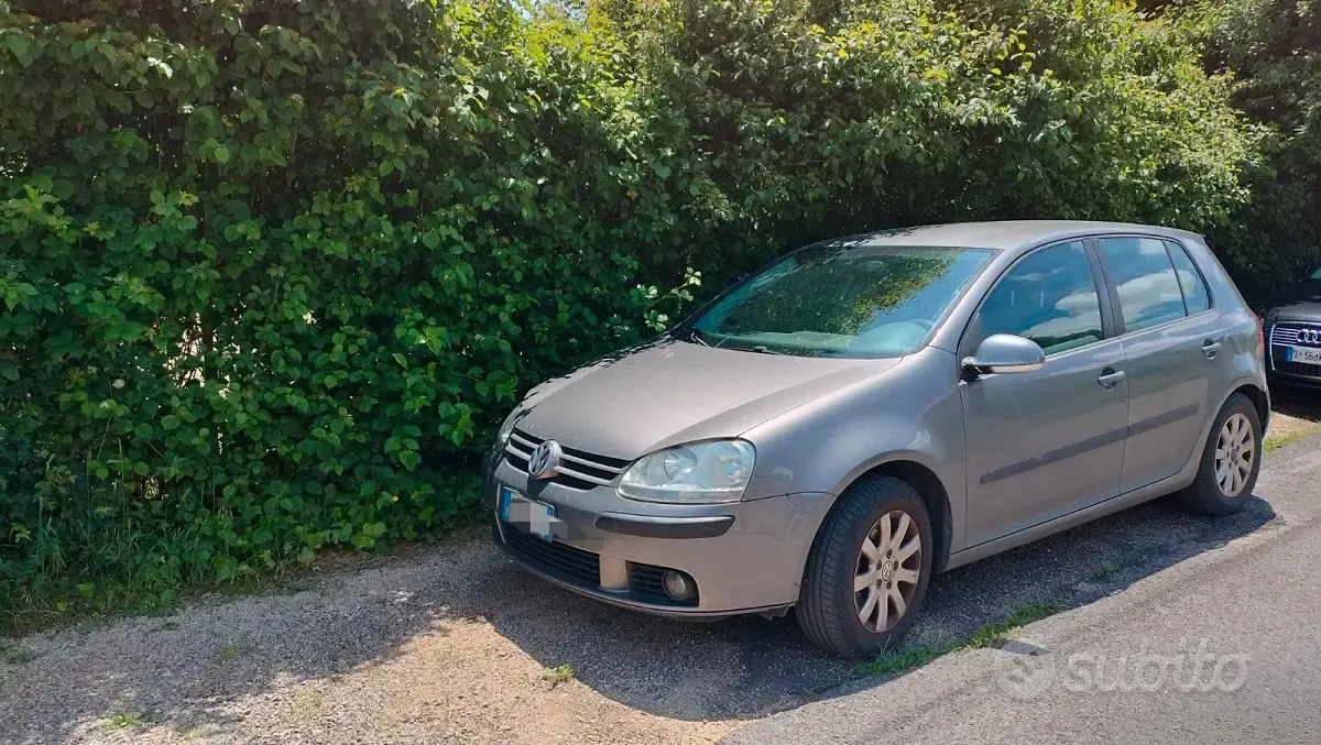Begagnad VW Golf IV 105 HK (77 kW) 2006
