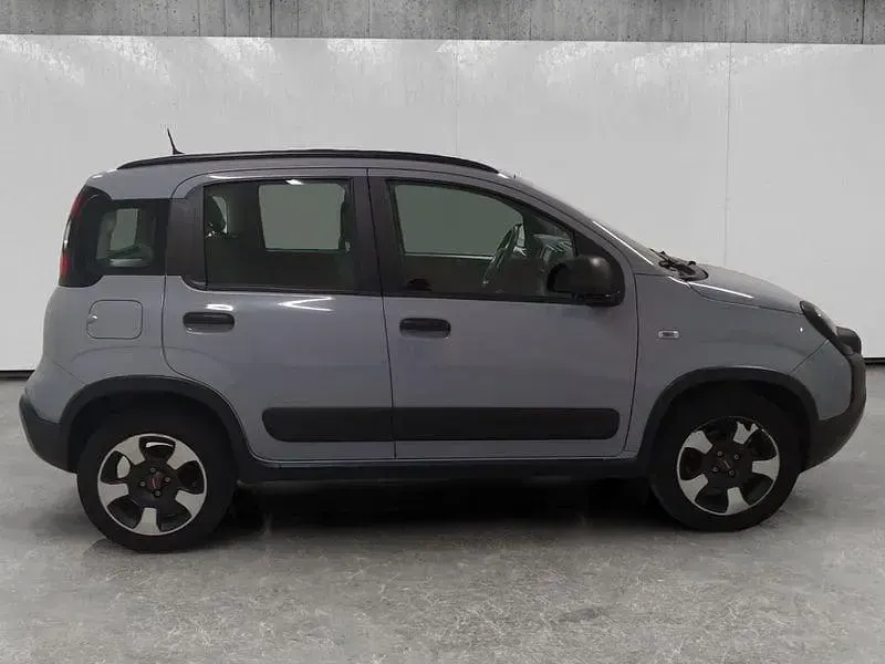 Usata Fiat Panda Cross Cross 69 CV (50 kW) 2022 Grigio Utilitaria