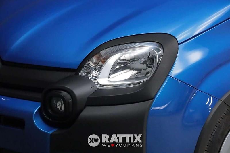 Usata Fiat Panda Cross Cross 69 CV (50 kW) 2025 Blu Utilitaria