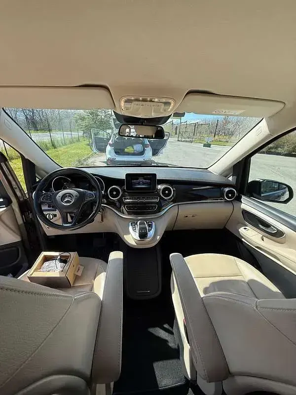 Usata Mercedes V220 Business 163 CV (119 kW) 2018 Monovolume