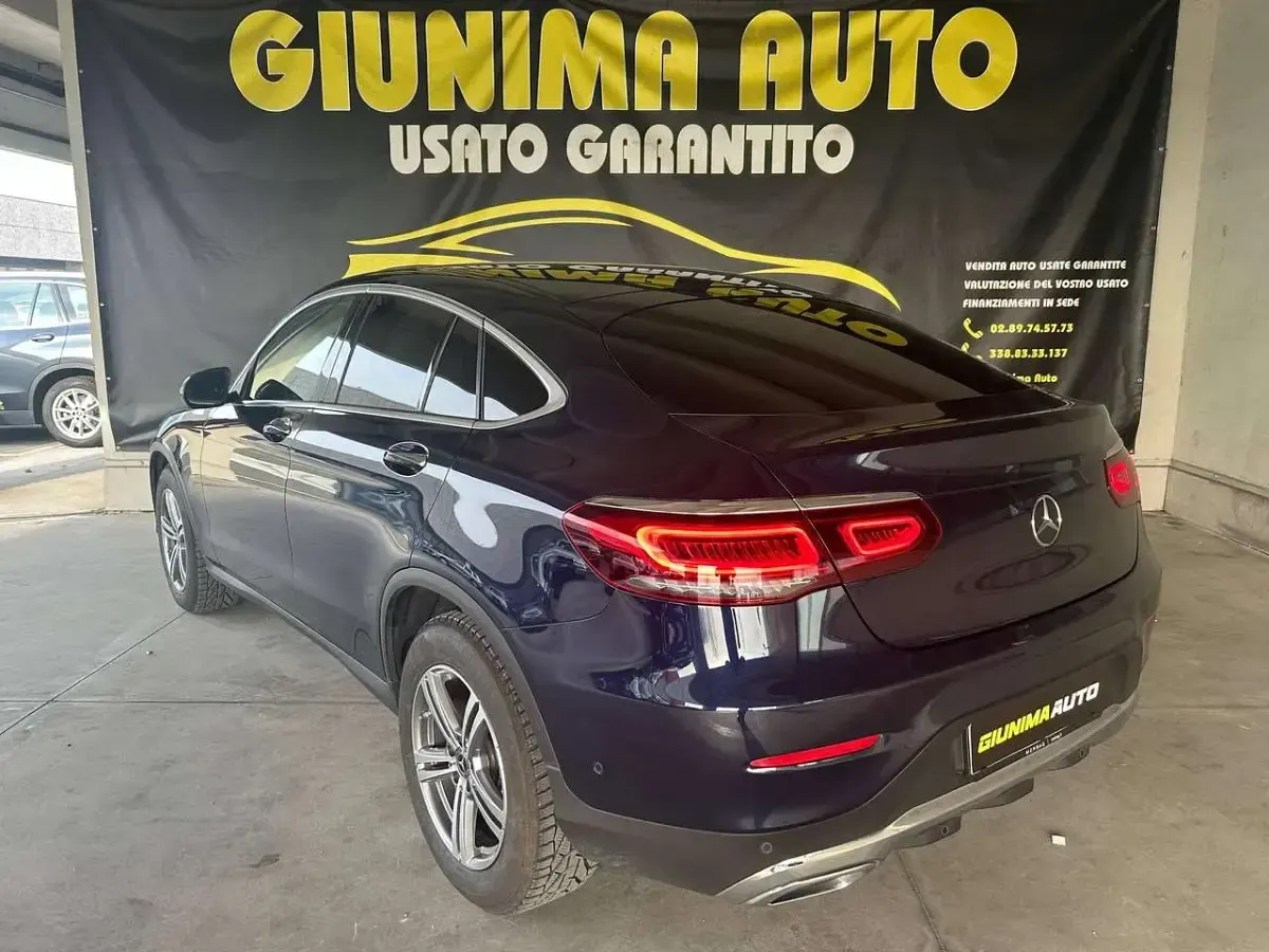 Usata Mercedes GLC200 197 CV (144 kW) 2022 Blu SUV
