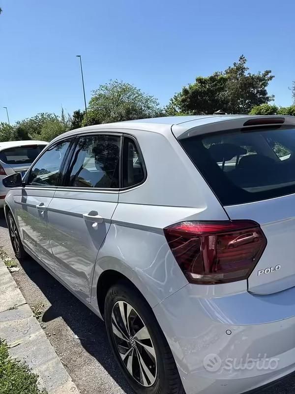 Usata VW Polo Comfortline 65 CV (47 kW) 2019 Bianco Utilitaria
