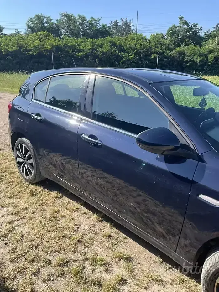 Occasion Fiat Tipo Business 120 ch (88 kW) 2016 Bleue Berline