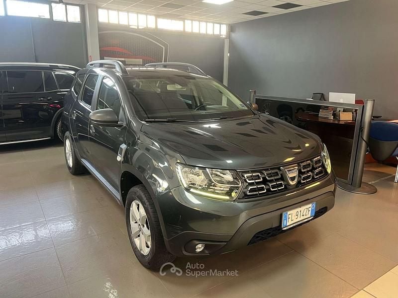 Usata Dacia Duster Comfort 109 CV (80 kW) 2018 Grigio SUV