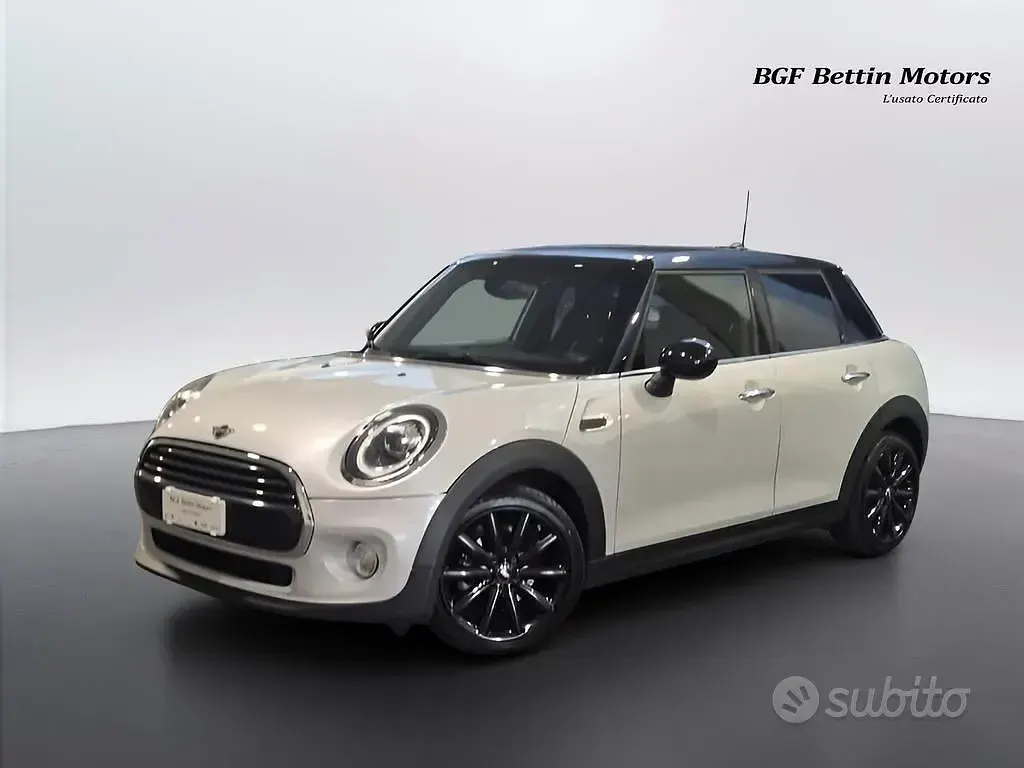 Usata Mini Cooper D 116 CV (85 kW) 2019 Bianco Utilitaria
