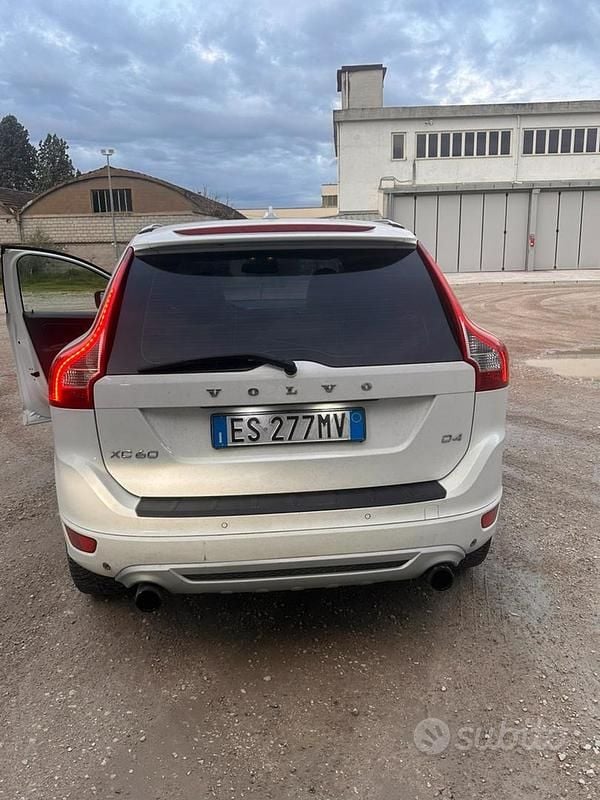 Usata Volvo XC60 163 CV (119 kW) 2013 Bianco SUV