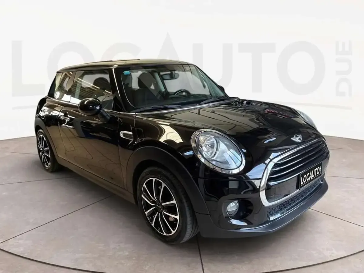 Usata Mini Cooper 136 CV (100 kW) 2016 Nero Utilitaria