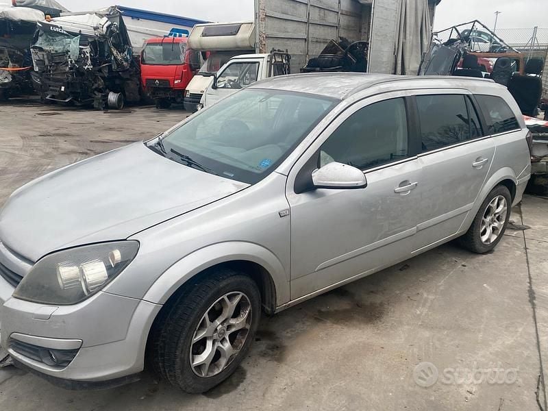Käytetty Opel Astra 150 HP (110 kW) 2004 Farmari