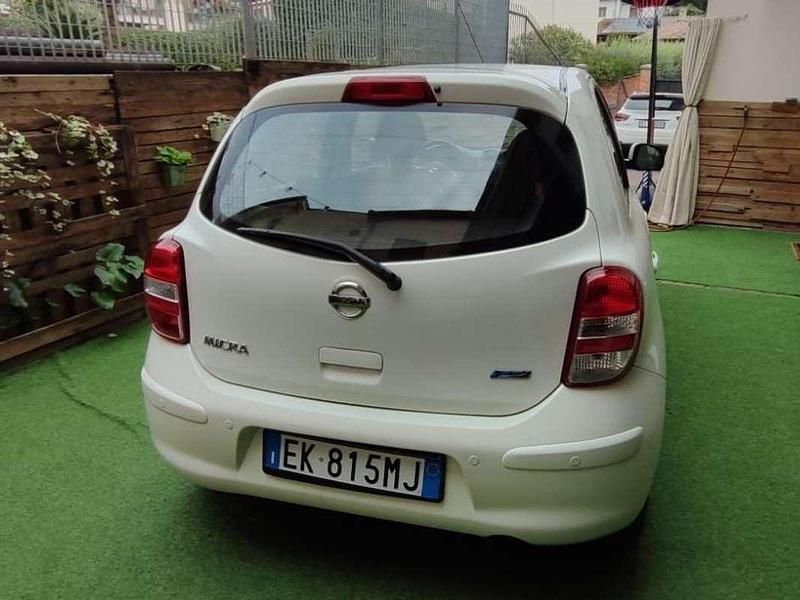 Usata Nissan Micra Tekna 80 CV (58 kW) 2011 Bianco Berlina