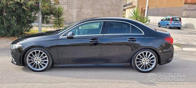 Usata Mercedes A200 150 CV (110 kW) 2020 Nero Berlina