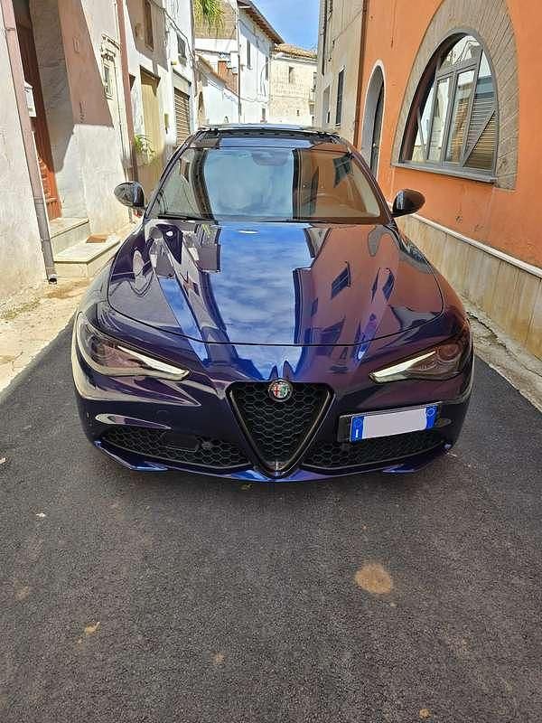 Usata Alfa Romeo Giulia Super 179 CV (131 kW) 2021 Blu/azzurro Berlina