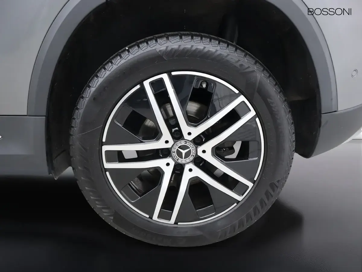 Usata Mercedes GLA200 150 CV (110 kW) 2020 Grigio SUV