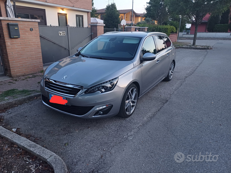 Venduto Peugeot 308 5p 1.6 bluehdi Al. - auto usate in vendita