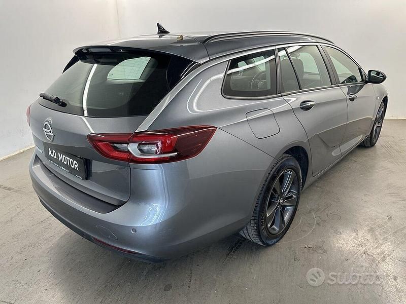 Usata Opel Insignia Business 122 CV (89 kW) 2020 Vari colori Station wagon