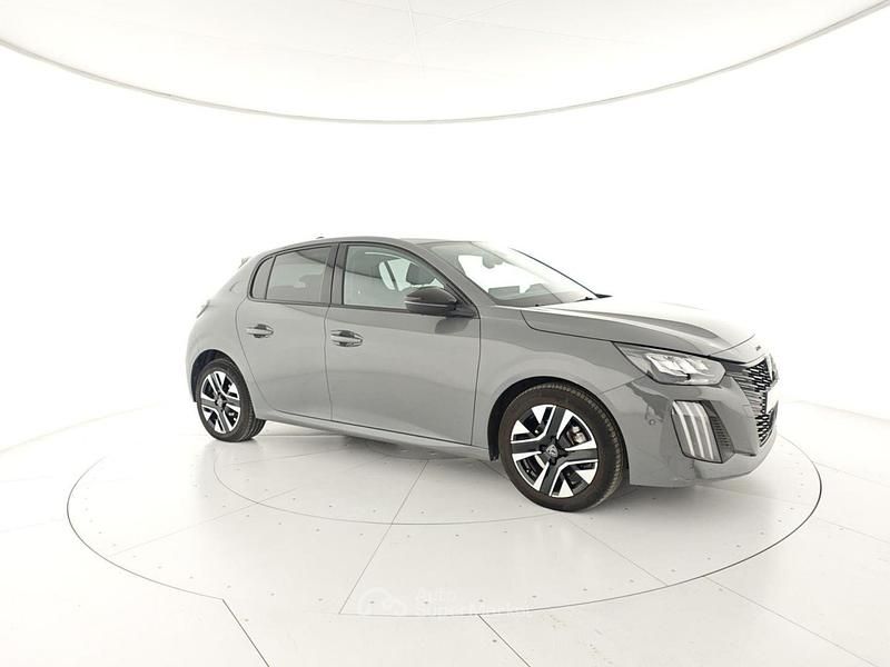 Usata Peugeot 208 Allure 101 CV (74 kW) 2024 Gray Utilitaria