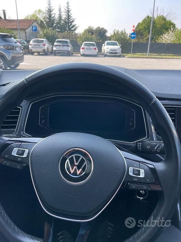 Usata VW T-Roc 150 CV (110 kW) 2021 Bianco SUV