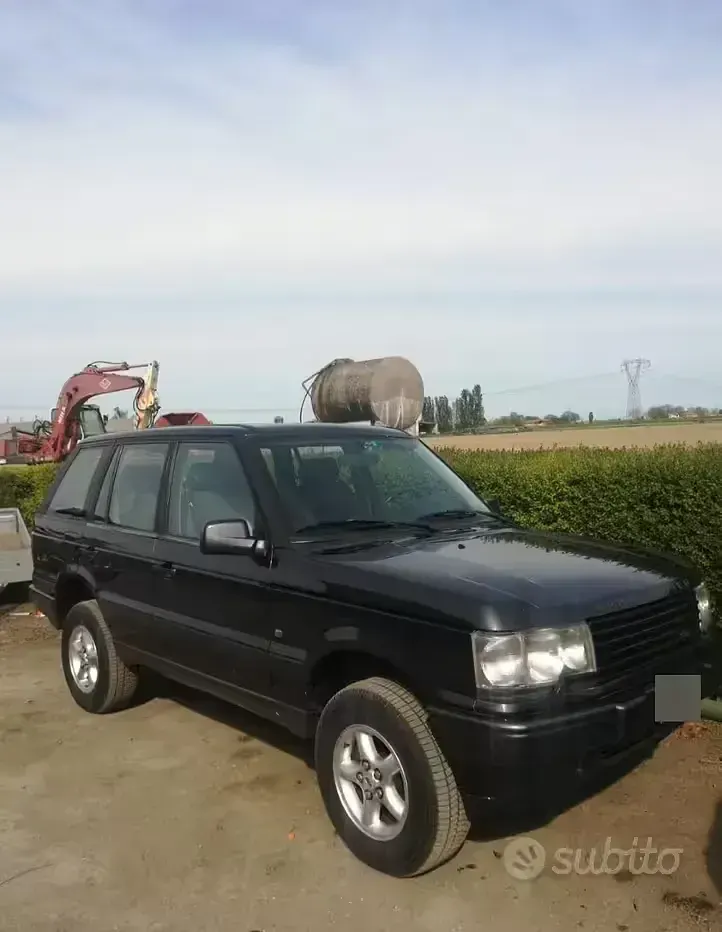 Usata Land Rover Range Rover 138 CV (101 kW) 1998 Nero SUV