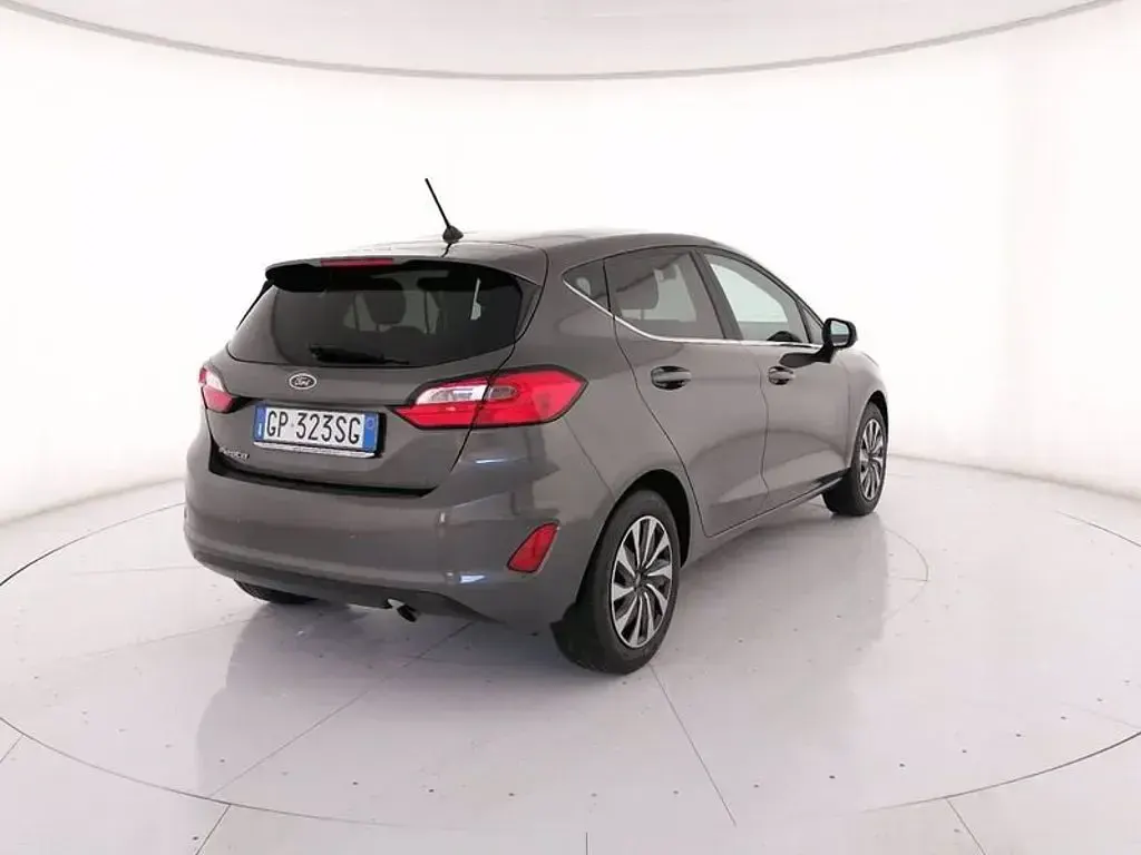 Usata Ford Fiesta Titanium 75 CV (55 kW) 2023 Magnetic grey (metallizzato) Utilitaria