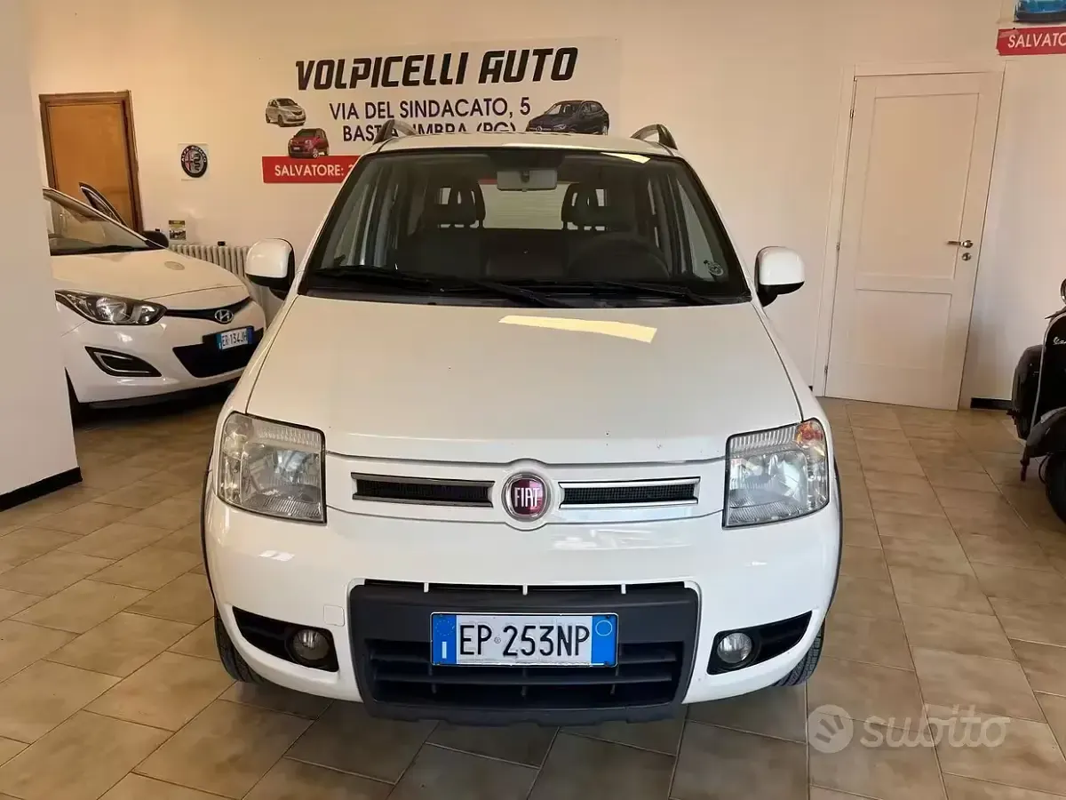 Usata Fiat Panda 4x4 75 CV (55 kW) 2012 Utilitaria