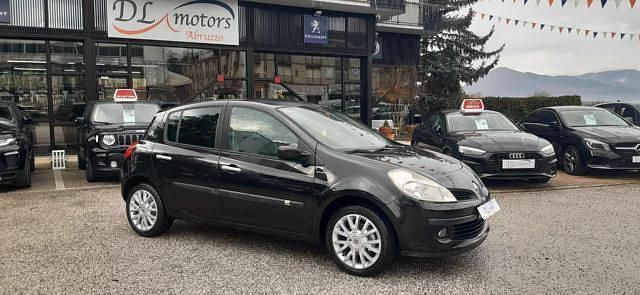 Nero Usata 2008 Renault Clio II LE Tre volumi | 3990 € (Cara) - Immagine 1/4