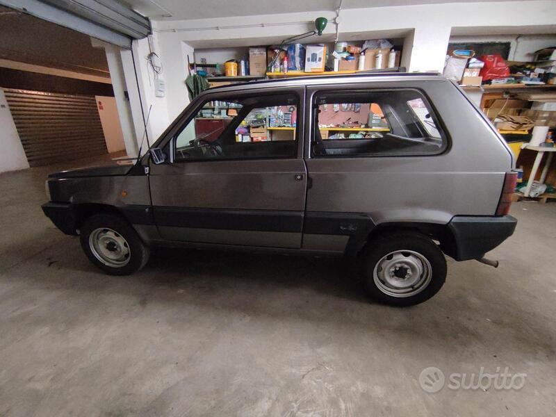 Usato 1988 Fiat Panda 4x4 1.0 Benzin 50 CV (3.800 €)