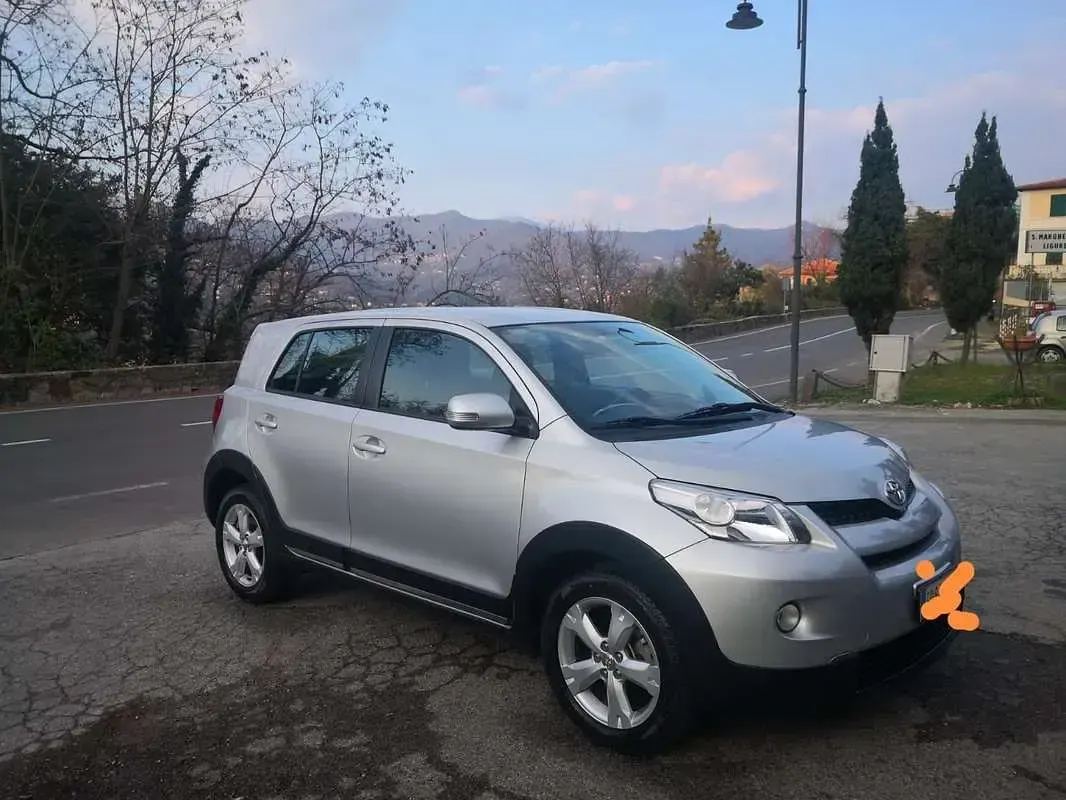 Usata Toyota Urban Cruiser Sol 90 CV (66 kW) 2010 Utilitaria