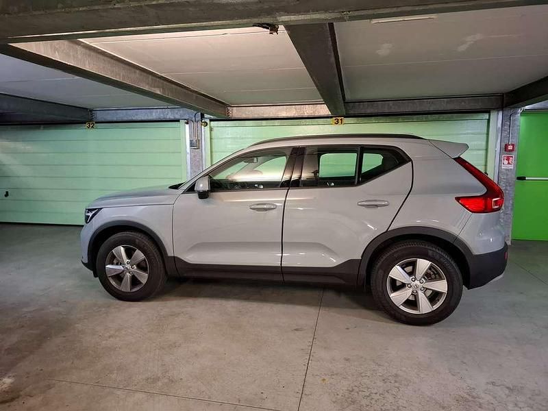 Usata Volvo XC40 163 CV (119 kW) 2024 Grigio SUV