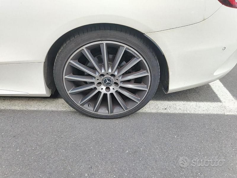 Usata Mercedes C220 AMG 2019 Bianco Cabrio